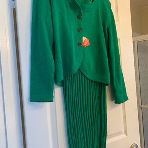 2 peace suit skirt with jacket . Size 4/6Sold